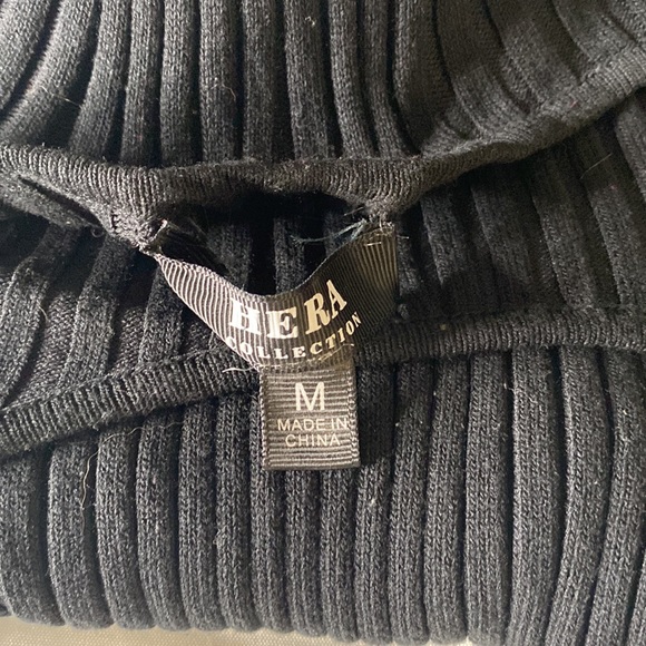 Hera Collection size medium black long sleeve dress - Picture 4 of 4